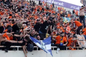 (ΒΙΝΤΕΟ/ΦΩΤΟΣ) Πάρτι με τους Πορτοκαλί στο τέλος!