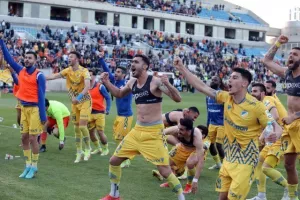 (ΒΙΝΤΕΟ/ΦΩΤΟΣ) Πάρτι με τους Πορτοκαλί στο τέλος!