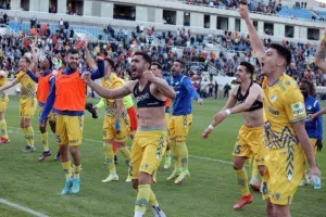 (ΒΙΝΤΕΟ/ΦΩΤΟΣ) Πάρτι με τους Πορτοκαλί στο τέλος!