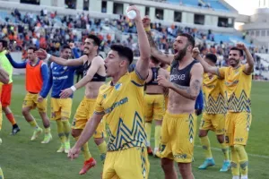 (ΒΙΝΤΕΟ/ΦΩΤΟΣ) Πάρτι με τους Πορτοκαλί στο τέλος!