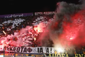 Η... τελευταία παράσταση/ΒΙΝΤΕΟ-ΦΩΤΟΣ