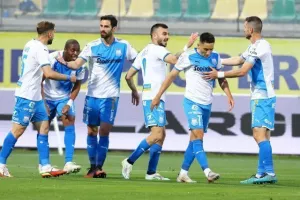 ΑΕΚ-Απόλλων: Ντερμπάρα και... "Χ" στο 90+5!