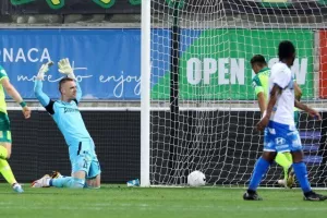 ΑΕΚ-Απόλλων: Ντερμπάρα και... "Χ" στο 90+5!