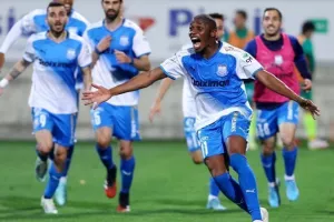 ΑΕΚ-Απόλλων: Ντερμπάρα και... "Χ" στο 90+5!