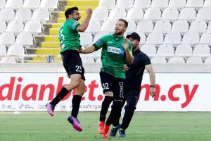 Ολυμπιακός - Δόξα: Νέο σημαντικό τρίποντο με... Πεχλιβάνη