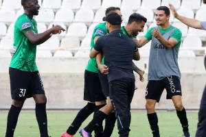 Ολυμπιακός - Δόξα: Νέο σημαντικό τρίποντο με... Πεχλιβάνη