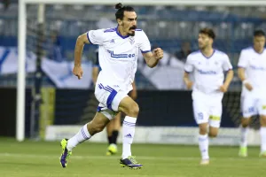 "Σφαίρα" Λάζαρος σε Τιμούρ! (φώτος)