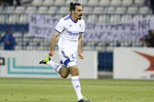 "Σφαίρα" Λάζαρος σε Τιμούρ! (φώτος)