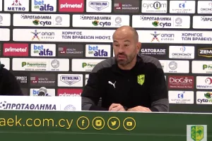 Μπαντία για Απόλλωνα: "Αύριο... βελτιωμένη έκδοση της ΑΕΚ-Γεμάτο γήπεδο με 12ο παίκτη"
