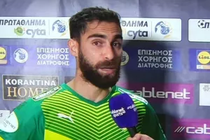 "Ήταν δικό μου το φάουλ, ήταν ξεκάθαρη κόκκινη κάρτα"