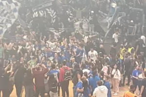 H απονομή στις πρωταθλήτριες! (Φώτος/Bίντεο)