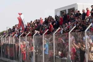 Μήνυμα... Red Rebels