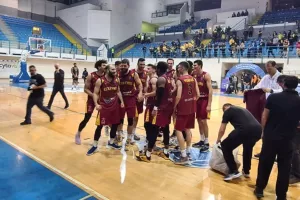 ΚΥΠΕΛΛΟΥΧΟΣ ο Κεραυνός! (Φώτος)
