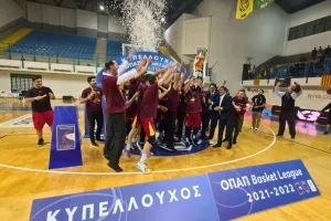 Η απονομή στους Κυπελλούχους (Φώτος/Βίντεο)