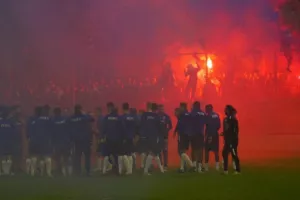 Συνέλευση ΘΥΡΑΣ 1/ ΔΕΝ βγήκε απόφαση - Παραμένει ανοικτή... η επιστροφή
