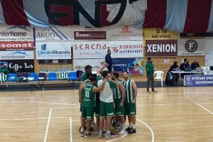 "Βυσσινί" νίκη και βήμα πρόκρισης (Φώτος)