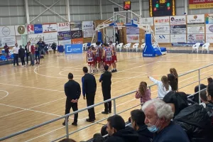 "Βυσσινί" νίκη και βήμα πρόκρισης (Φώτος)