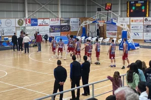 "Βυσσινί" νίκη και βήμα πρόκρισης (Φώτος)