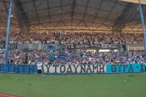 "Όλοι οι δρόμοι οδηγούν στο Τσίρειο/Όλοι με κασκόλ και άσπρη φανέλα"