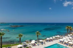 Αυτά είναι τα 198 ξενοδοχεία για επιχορηγημένες διακοπές