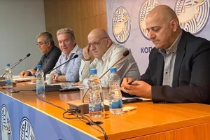 Πήραν... τις θέσεις τους (Φώτος)