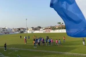 Πήρε το ντέρμπι και… απόσταση ασφαλείας (φώτος)