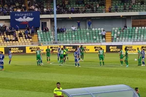 Πέναλτι, On field review και… κόκκινη σε Κβάσουκ
