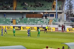 Πέναλτι, On field review και… κόκκινη σε Κβάσουκ