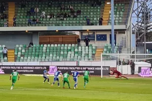 Πέναλτι, On field review και… κόκκινη σε Κβάσουκ