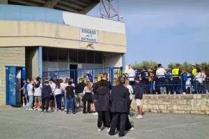 Δύο ώρες πριν την σέντρα / Ουρές Απολλωνιστών για έκδοση κάρτας φιλάθλου 