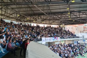 Έβαλε τα… γιορτινά του το Τσίρειο! (ΦΩΤΟΣ)
