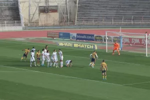 1-0, VAR και άμεσα... 0-1! (φώτος)