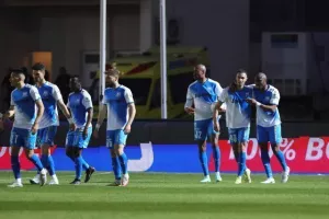 Απόλλων-Άρης: Από ισοπαλία σε ισοπαλία και +6 οι "γαλάζιοι", "έπιασαν" ΑΠΟΕΛ οι "πράσινοι"! (φώτος)