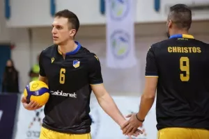 ΑΕΡΑΣ η Νέα Σαλαμίνα, 3-0 το ΑΠΟΕΛ και πρόκριση! (φώτος) 