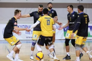 ΑΕΡΑΣ η Νέα Σαλαμίνα, 3-0 το ΑΠΟΕΛ και πρόκριση! (φώτος) 