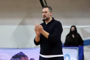 ΑΕΡΑΣ η Νέα Σαλαμίνα, 3-0 το ΑΠΟΕΛ και πρόκριση! (φώτος) 