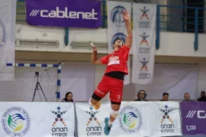 ΑΕΡΑΣ η Νέα Σαλαμίνα, 3-0 το ΑΠΟΕΛ και πρόκριση! (φώτος) 
