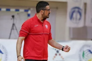 ΑΕΡΑΣ η Νέα Σαλαμίνα, 3-0 το ΑΠΟΕΛ και πρόκριση! (φώτος) 