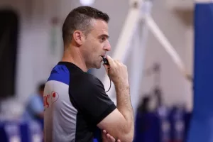 ΚΥΠΕΛΛΟΥΧΟΣ ο Κεραυνός! (Φώτος)