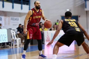 ΚΥΠΕΛΛΟΥΧΟΣ ο Κεραυνός! (Φώτος)