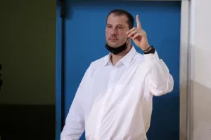 ΚΥΠΕΛΛΟΥΧΟΣ ο Κεραυνός! (Φώτος)