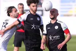 Εθνικός - Ολυμπιακός: "Τρίποντο"... ανάσας με Ντούρις (Φώτος)