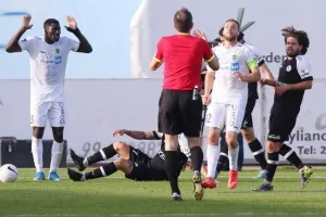 Εθνικός - Ολυμπιακός: "Τρίποντο"... ανάσας με Ντούρις (Φώτος)
