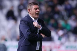 Ομόνοια-ΑΕΛ: Έπεσαν... κορμιά, πράσινη η πρόκριση! (φώτος) 