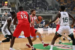 Ρεκόρ καριέρας στο ΟΑΚΑ για τον Βεζένκοφ