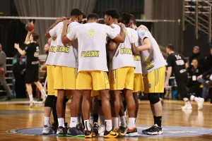 Άρης: Η FIBA έδωσε εντολή για ανάκληση δελτίων λόγω οφειλών σε Τζένκινς και Σανικίτζε
