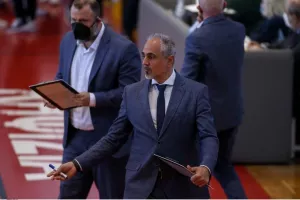 «Άμα είμαστε υγιείς, μπορούμε να κερδίσουμε όλα τα παιχνίδια»