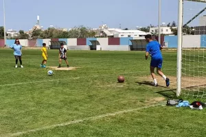 Μεγάλο... βυσσινί Fan Day για καλό σκοπό! (φωτός)