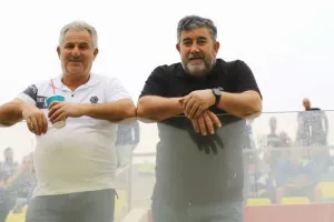 (ΦΩΤΟΡΕΠΟΡΤΑΖ) Ο κόσμος στην "ΑΡΕΝΑ"