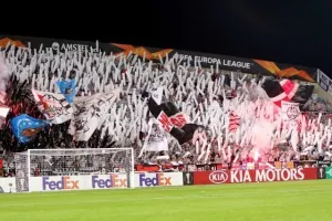 Eintracht Frankfurt: Όταν έκαναν απόβαση στο ΓΣΠ/ΦΩΤΟΣ 